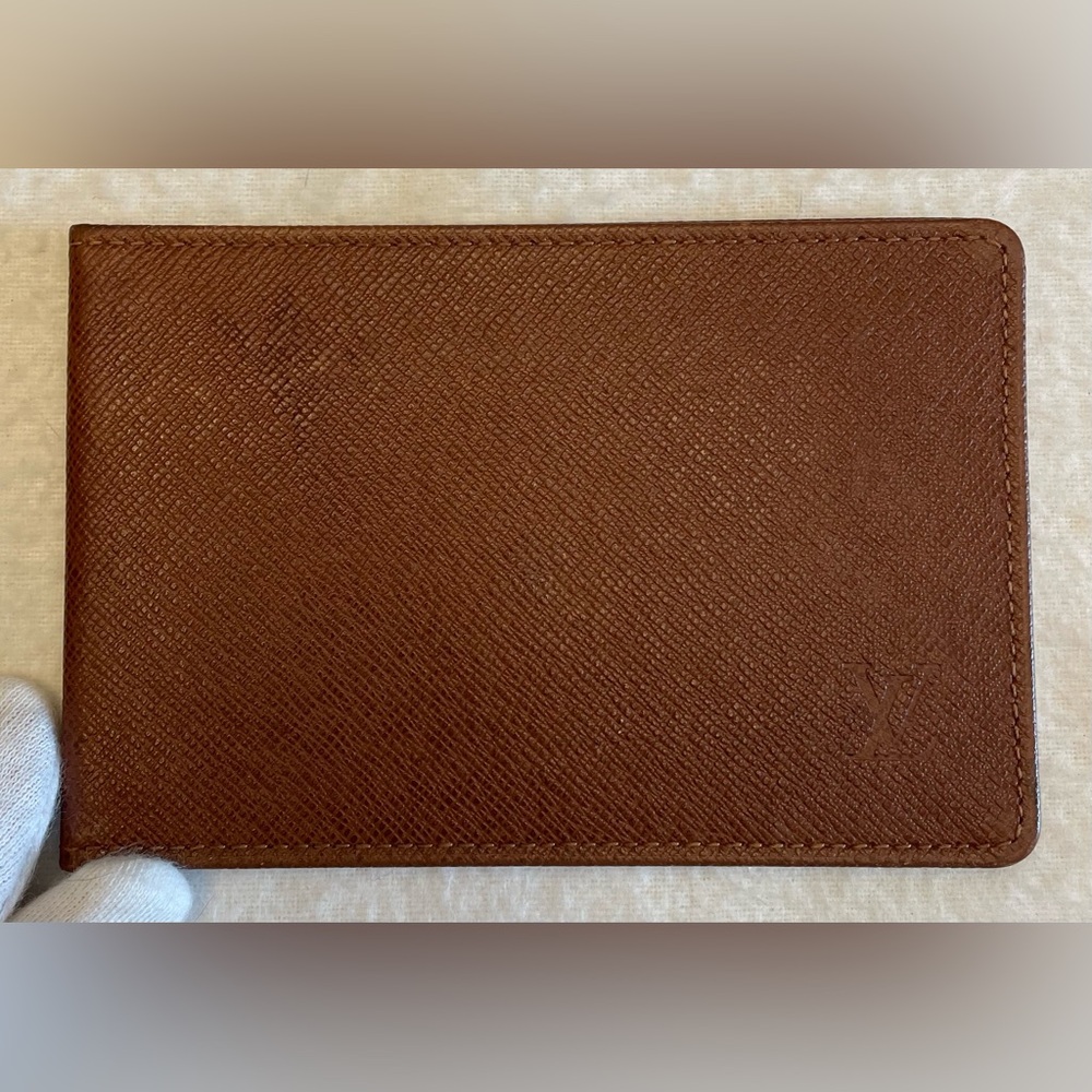 Louis Vuitton Authentic Vintage Cardholder